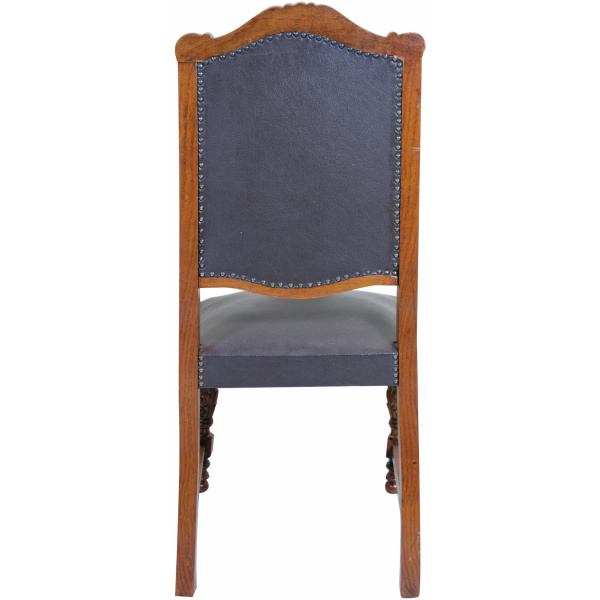 Vintage καρέκλα τραπεζαρίας, με ξύλινο σκελετό σε ανοικτή απόχρωση και αφράτο κάθισμα και πλάτη. Διαθέτει διακριτικό σκάλισμα στον ξύλινο σκελετό της.