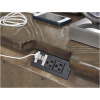 Κομοδίνο Ashley Charmond, σε παραδοσιακό στυλ. Διαθέτει φινίρισμα πολλών αποχρώσεων, συρτάρια για διάφορα αξεσουάρ και υποδοχή USB.