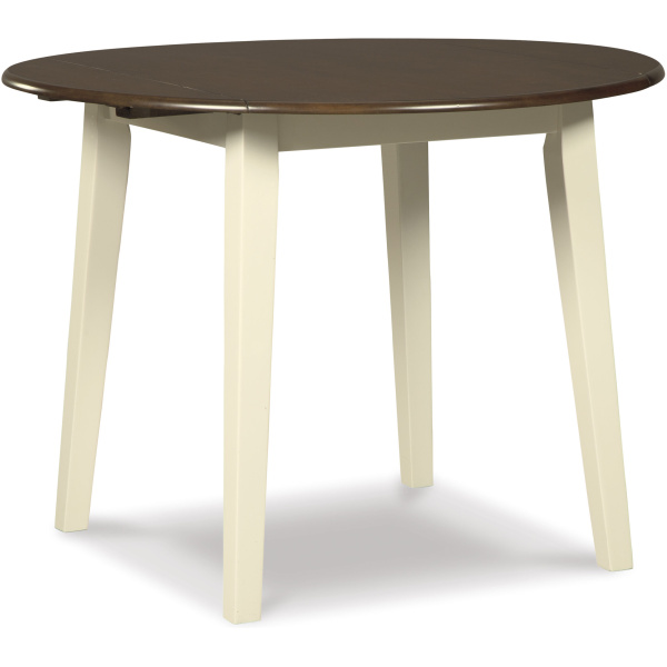 Στρογγυλό τραπέζι Woodanville, της Ashley. Έχει λευκό φινίρισμα, επιφάνεια σε χρώμα καφέ σκούρο και πλαϊνά φύλλα του «πέφτουν».