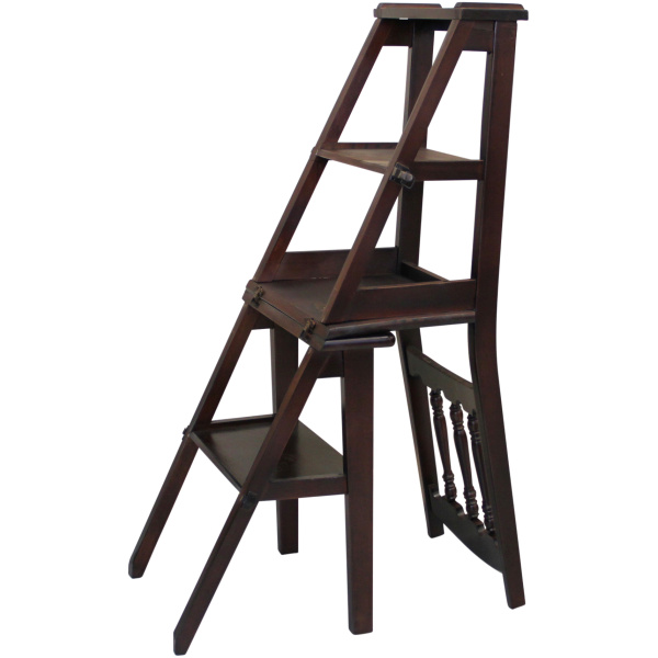 Ξύλινη καρέκλα τραπεζαρίας, που μετατρέπεται σε μικρή ξύλινη σκάλα, με τέσσερα σκαλοπάτια. Θα την βρείτε σε σκούρο καφέ χρώμα.
